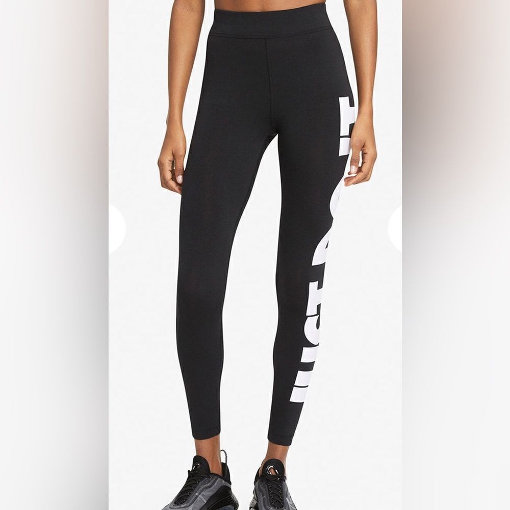 NWT Nike Women’s NSW Essential JDI High Rise Leggings Black Women S(CZ8534-010)